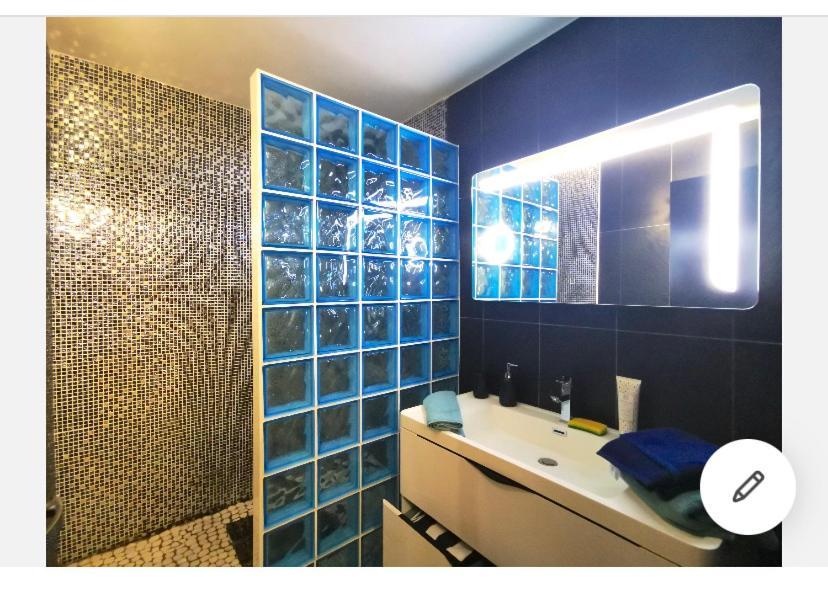 Logement Hyper-Centre Idealement Situe Home-Voltaire Angers Bagian luar foto
